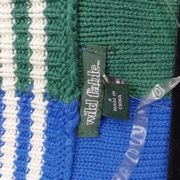 Womens Cable Knit Two Color Sweater Vest | Wild Fable | Small - Picture 9 of 12